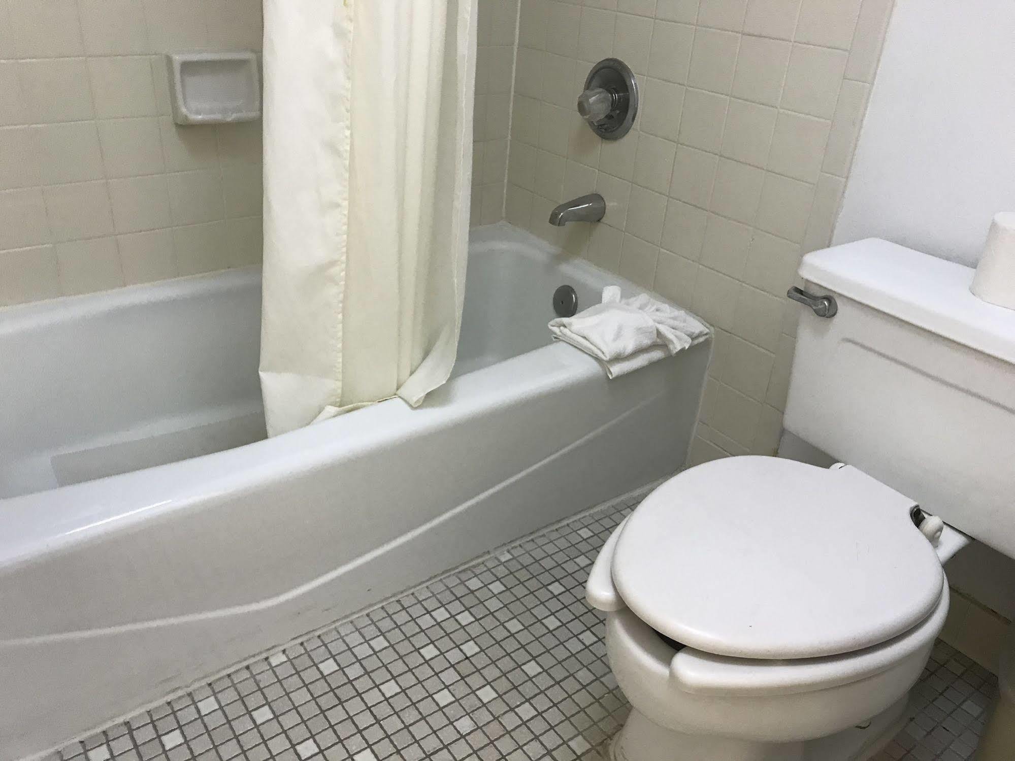Seven Hills Suites I-10 Tallahassee Exteriör bild