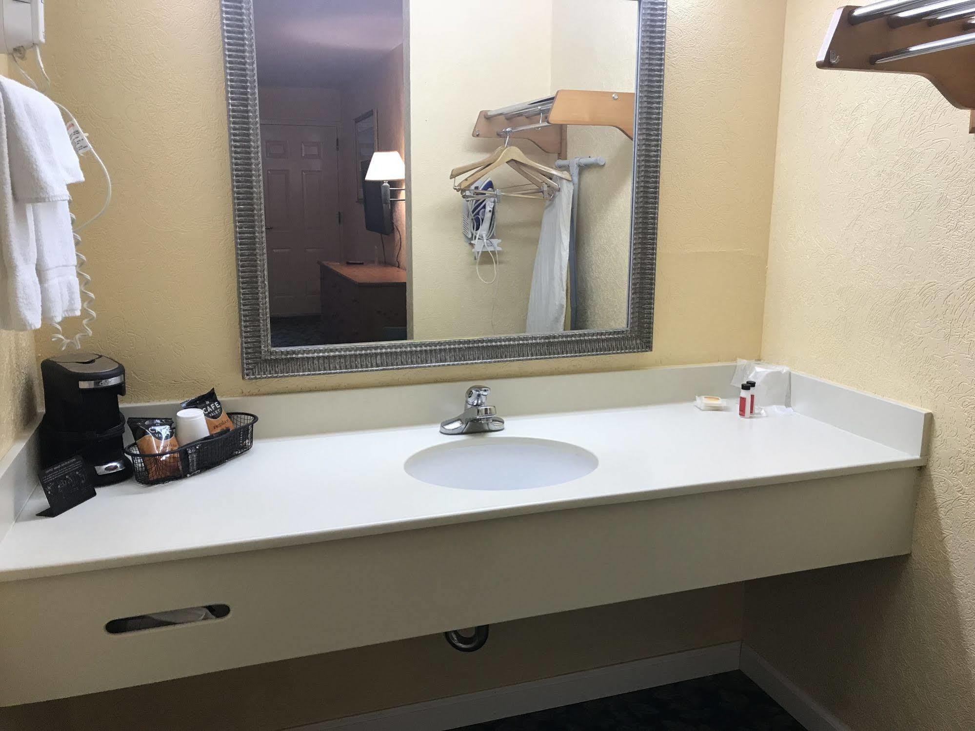 Seven Hills Suites I-10 Tallahassee Exteriör bild